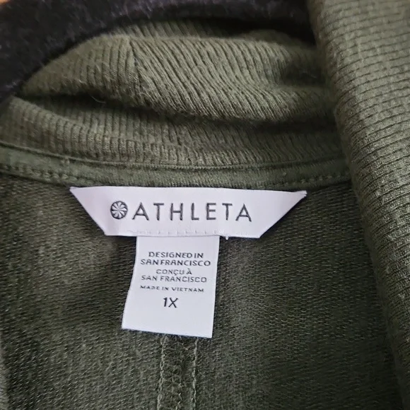 Athleta Olive Green Pranayama Restore Wrap Size 1X - Picture 9 of 10